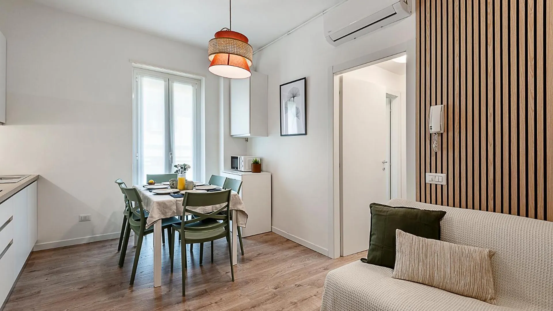 Stayeasy Sauli1 - 2 Bedrooms, 2 Baths Next To Pasteur Metro Milan 0*,  Italy